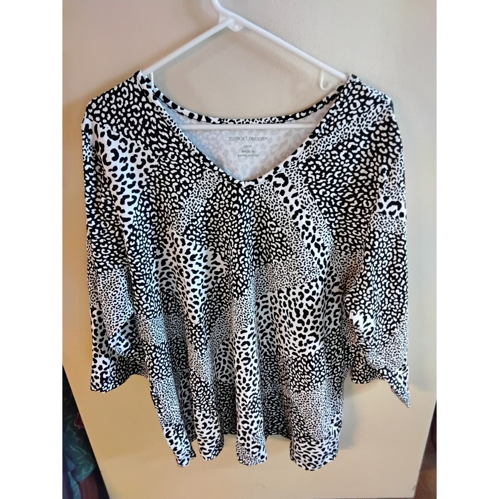 Jessica London Womens Plus Size 22/24 Animal Print V-Neck 3/4 Sleeve Top Blouse